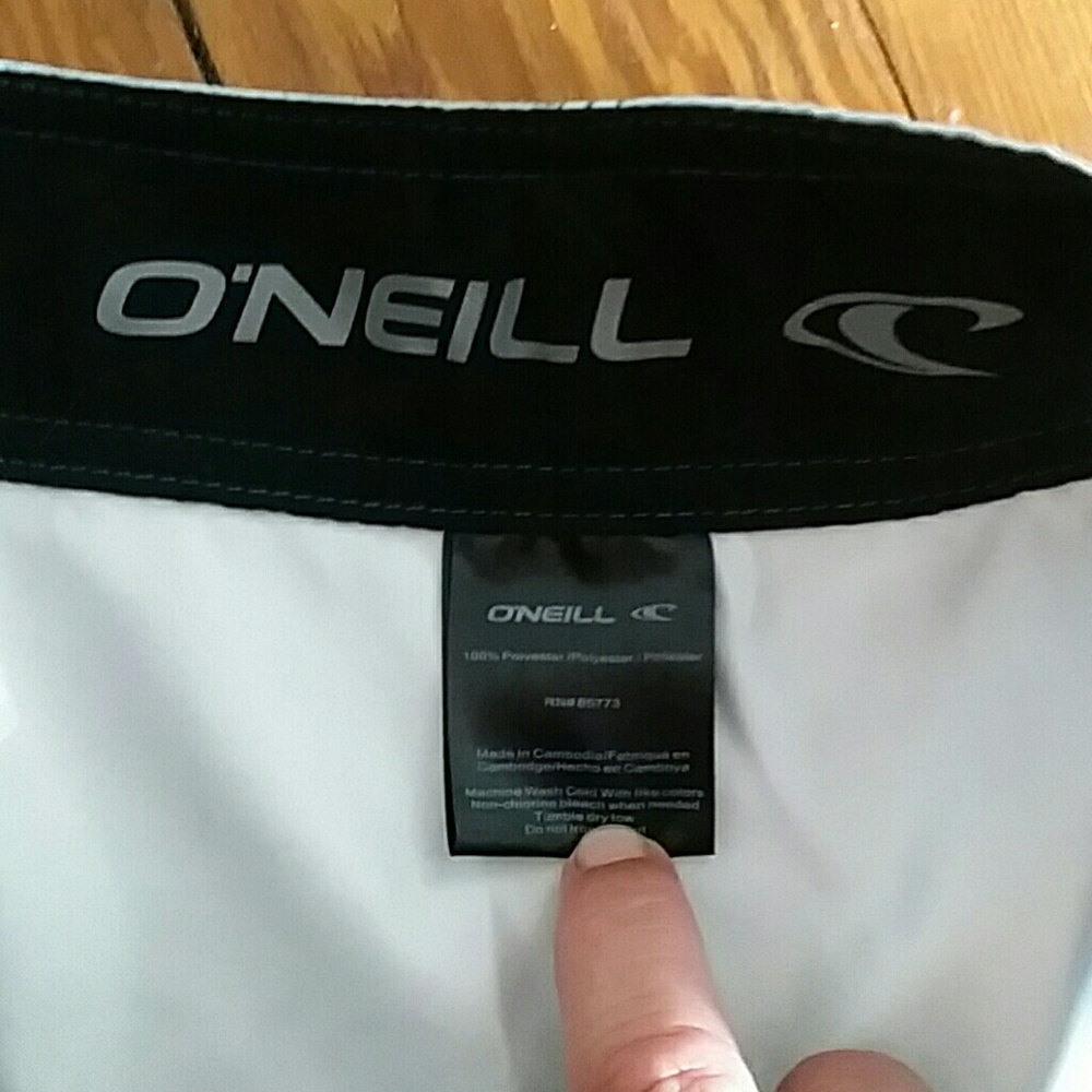 O'Neill Swim Trunks - Picture 3 of 7
